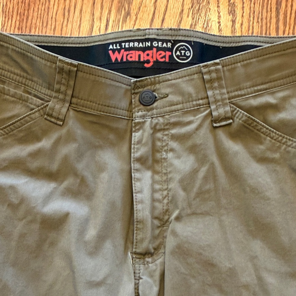 Wrangler Khaki Outdoor Cargo Pants